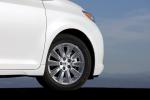 Toyota Sienna LE 2010 года